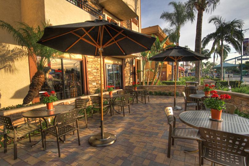 Tropicana Inn & Suites อนาไฮม์ ภายนอก รูปภาพ