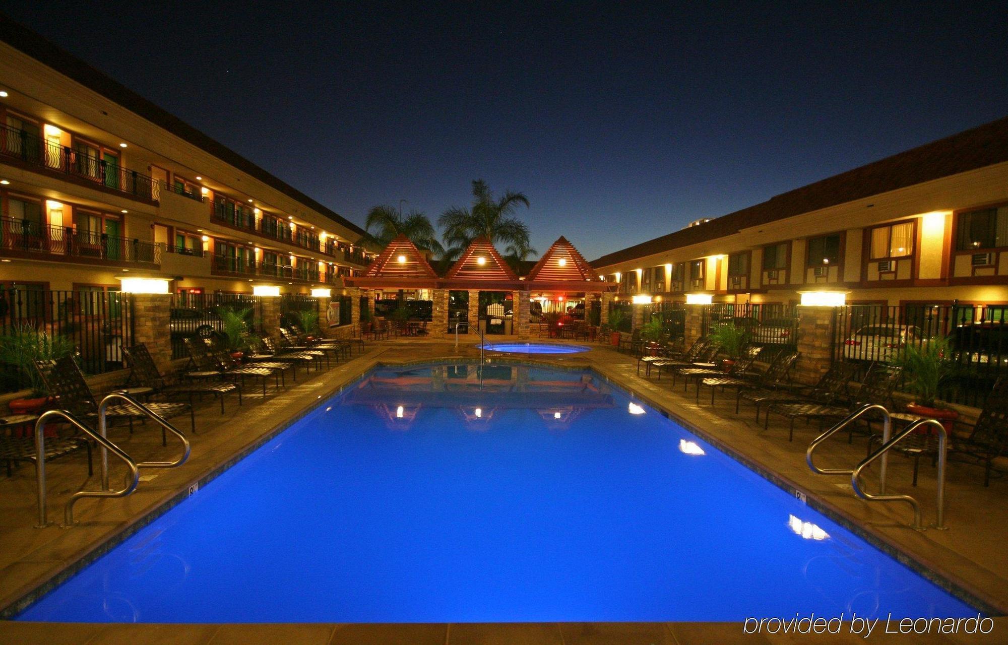 Tropicana Inn & Suites อนาไฮม์ สิ่งอำนวยความสะดวก รูปภาพ