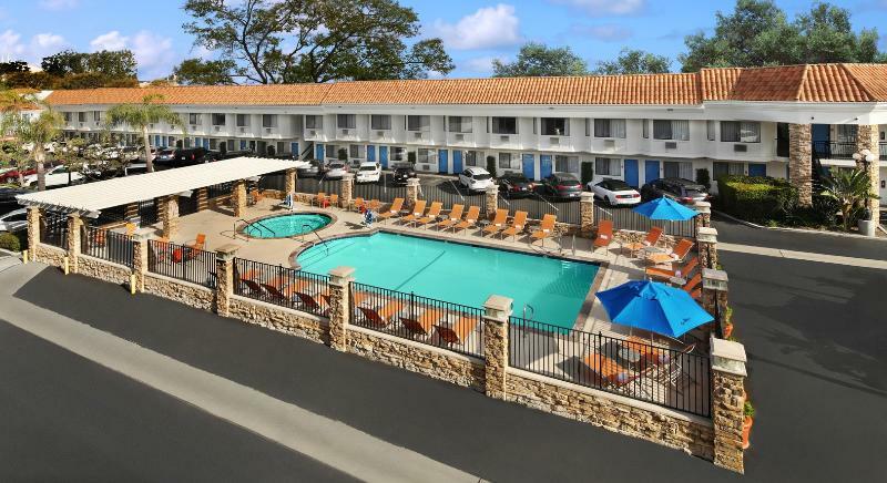 Tropicana Inn & Suites อนาไฮม์ ภายนอก รูปภาพ